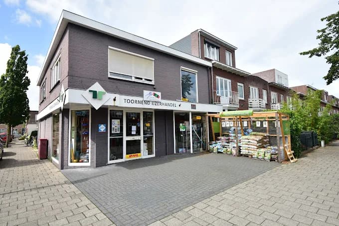 Toornend IJzerhandel winkel